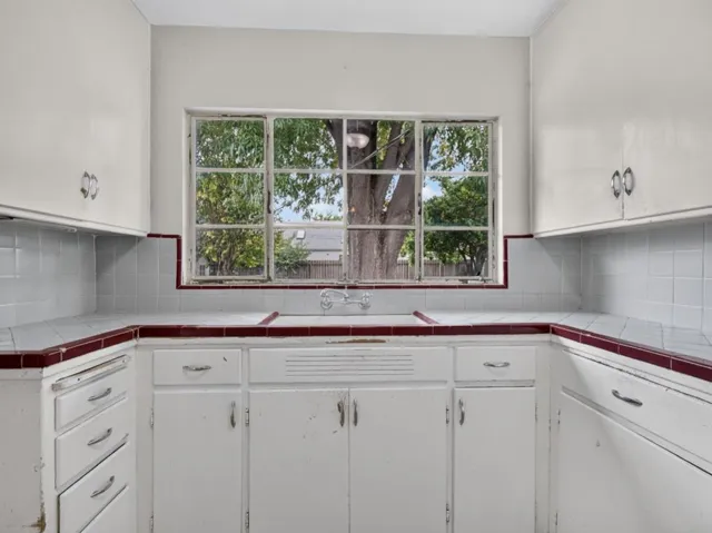 1436 Saratoga Avenue, San Jose, California 95129