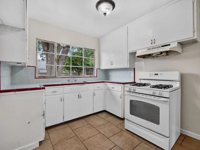 1436 Saratoga Avenue, San Jose, California 95129
