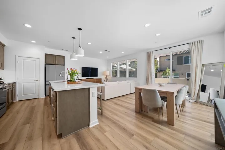39392 Corvina Ln, Temecula, California 92591