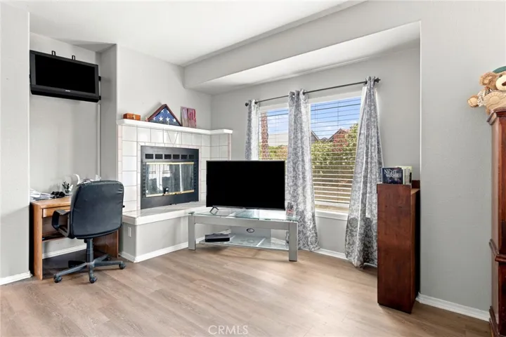 Primary Bedroom w See Thru Facing Fireplace (Bedroom 5)