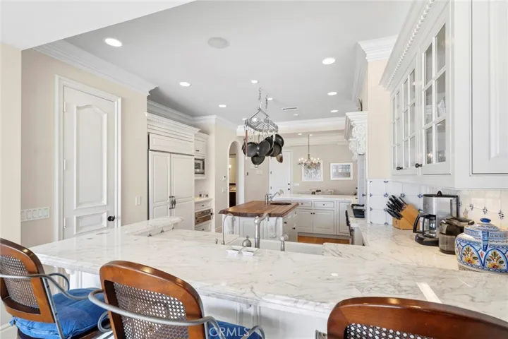 1550 E Oceanfront, Newport Beach, California 92661