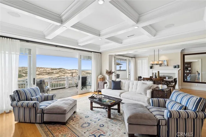 1550 E Oceanfront, Newport Beach, California 92661