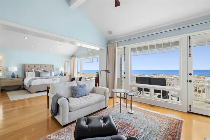 1550 E Oceanfront, Newport Beach, California 92661