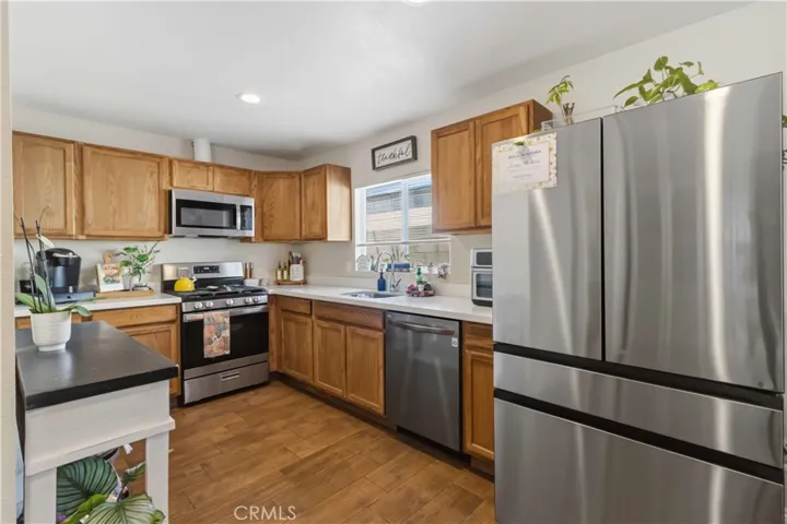 Adu Kitchen