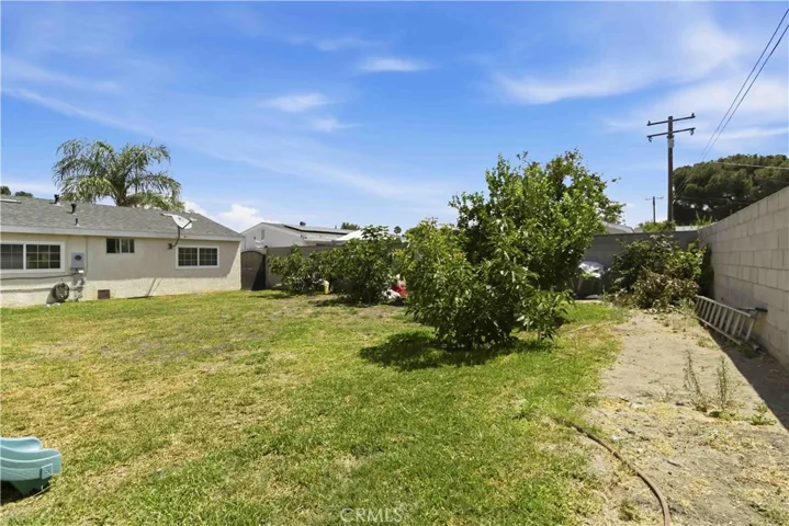 1582 Dakin, Simi Valley, California 93065