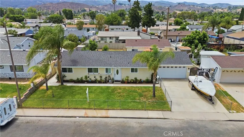 1582 Dakin, Simi Valley, California 93065