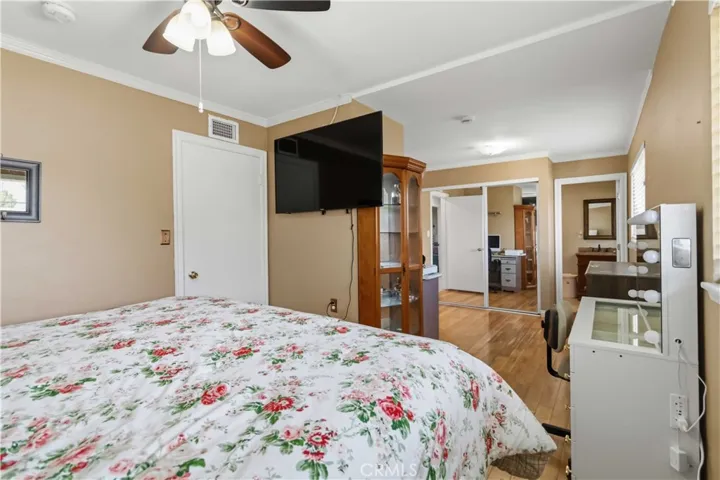 1582 Dakin, Simi Valley, California 93065