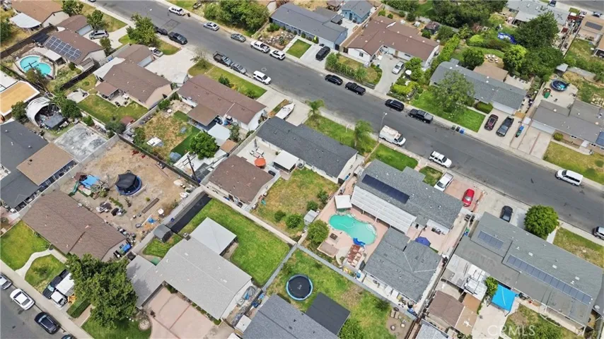 1582 Dakin, Simi Valley, California 93065