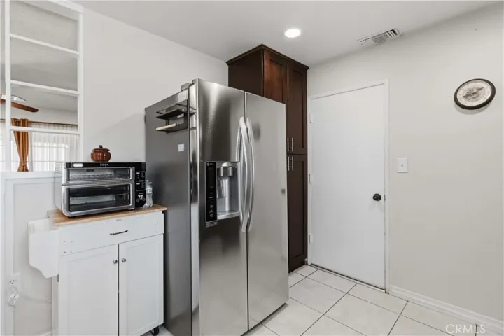 1582 Dakin, Simi Valley, California 93065