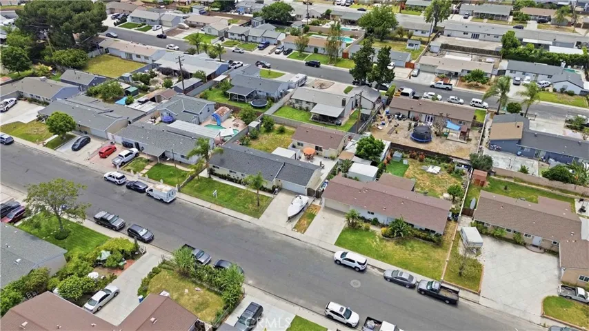 1582 Dakin, Simi Valley, California 93065