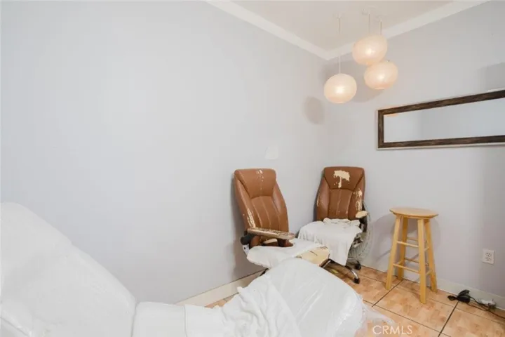 11274 Ventura Boulevard, Studio City, California 91604