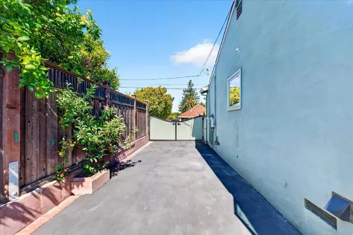 1133 Erin Way, Campbell, California 95008