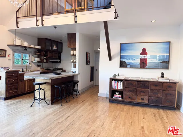 814 E Edgeware Road, Los Angeles, California 90026