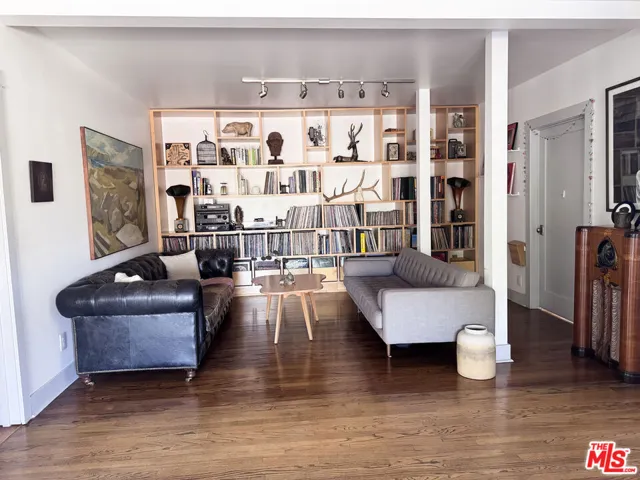 814 E Edgeware Road, Los Angeles, California 90026