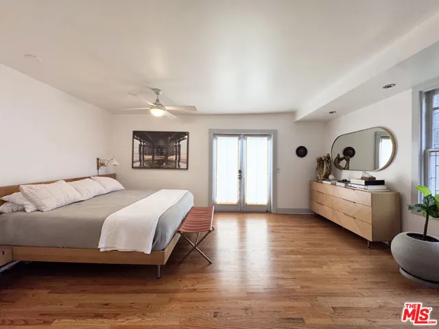814 E Edgeware Road, Los Angeles, California 90026