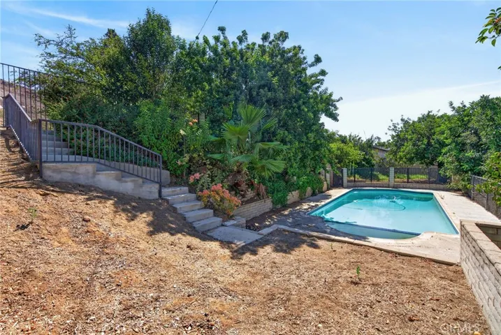 5462 Sierra Vista, Riverside, California 92505