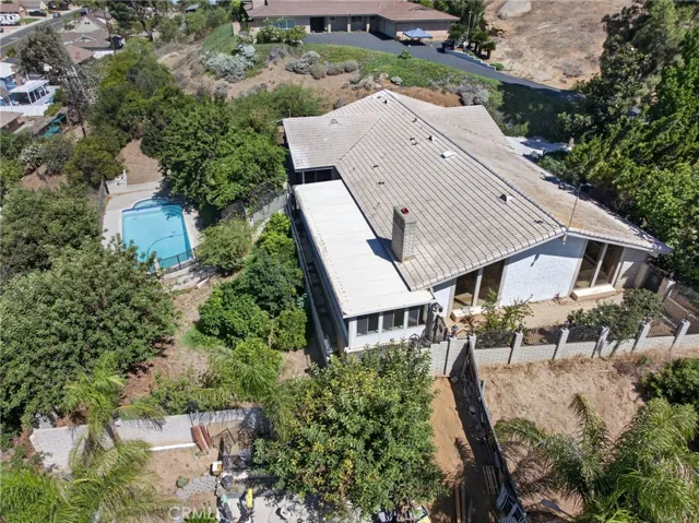 5462 Sierra Vista, Riverside, California 92505