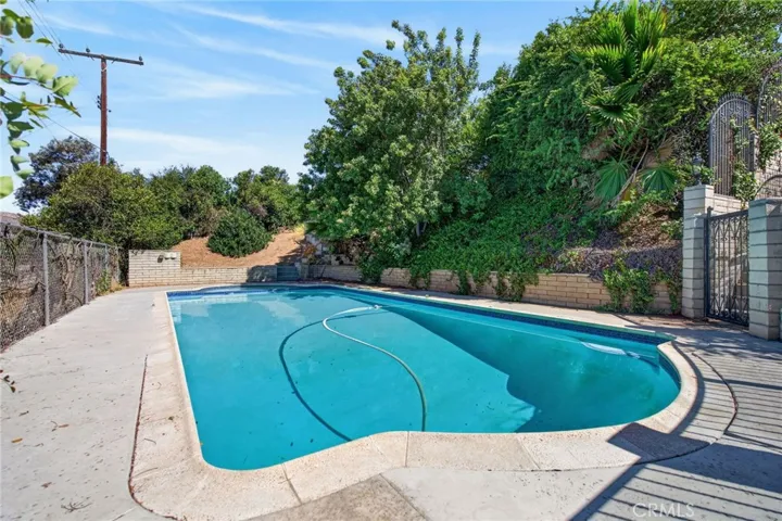 5462 Sierra Vista, Riverside, California 92505