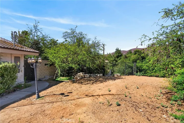 5462 Sierra Vista, Riverside, California 92505