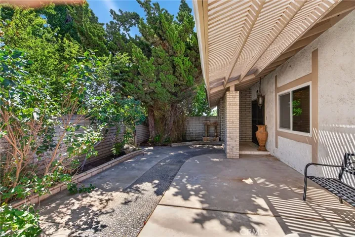5462 Sierra Vista, Riverside, California 92505