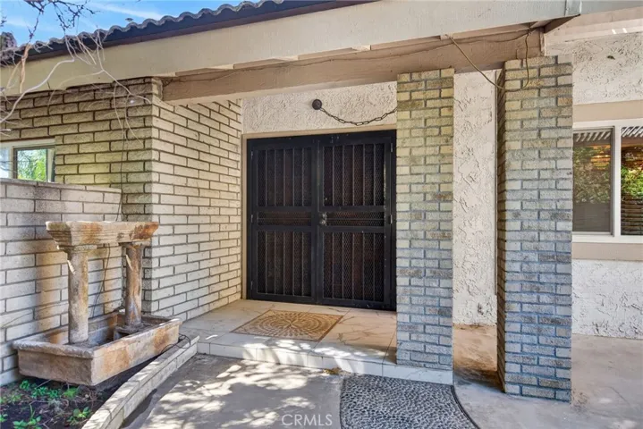5462 Sierra Vista, Riverside, California 92505