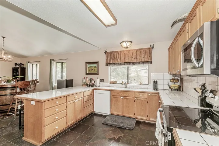 34133 Natoma, Auberry, California 93602