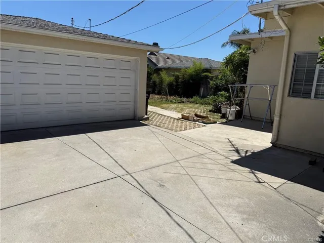 9616 Val Street A, Temple City, California 91780
