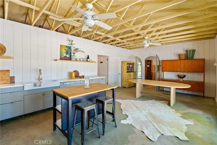 5750 El Pharo, Paso Robles, California 93446