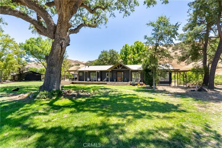 5750 El Pharo, Paso Robles, California 93446