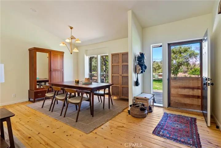 5750 El Pharo, Paso Robles, California 93446