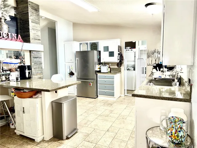 15455 Glenoaks Boulevard 540, Sylmar, California 91342