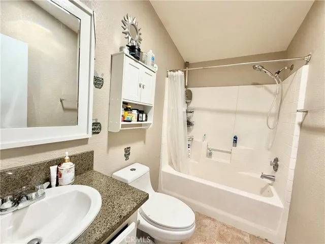 15455 Glenoaks Boulevard 540, Sylmar, California 91342