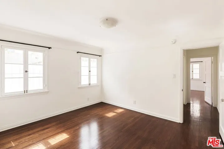 1054 S Stanley Avenue, Los Angeles, California 90019