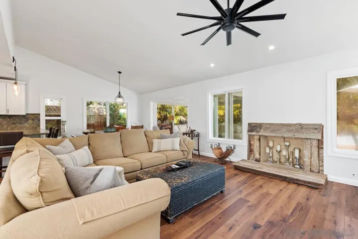2416 Majano Pl, Carlsbad, California 92009