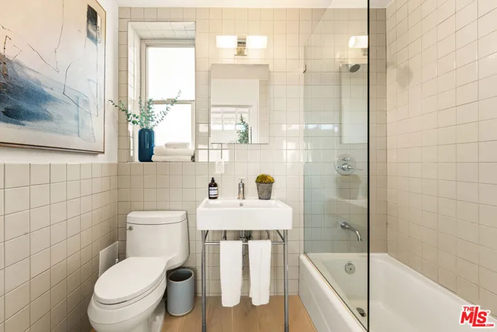 630 Rose Avenue 5, Venice, California 90291