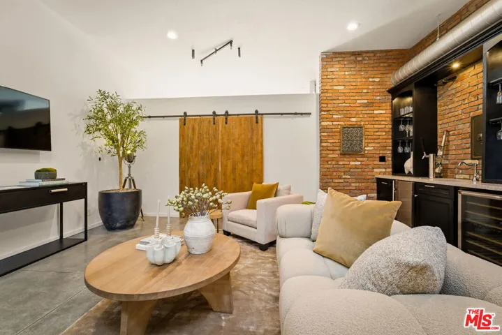 630 Rose Avenue 5, Venice, California 90291