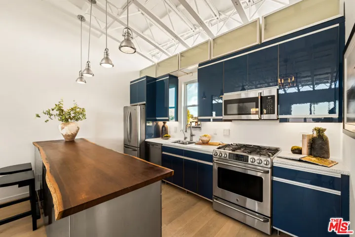 630 Rose Avenue 5, Venice, California 90291