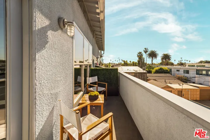 630 Rose Avenue 5, Venice, California 90291