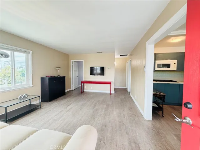 9729 W Live Oak Avenue, Temple City, California 91780