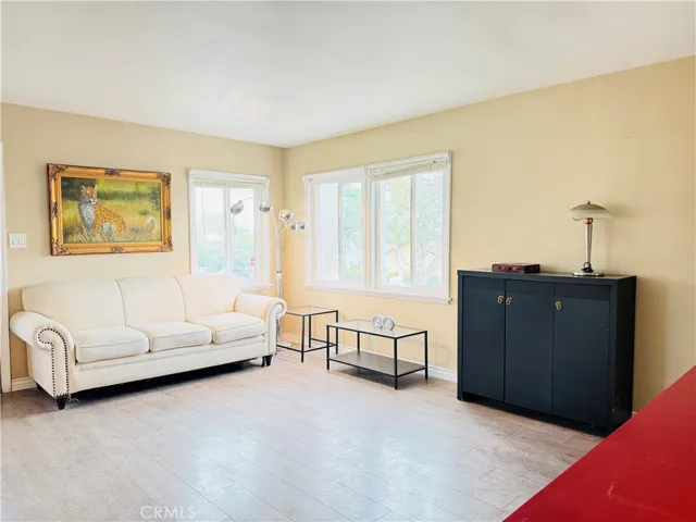 9729 W Live Oak Avenue, Temple City, California 91780