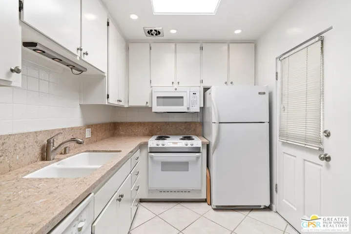 290 S San Jacinto Drive 3, Palm Springs, California 92262
