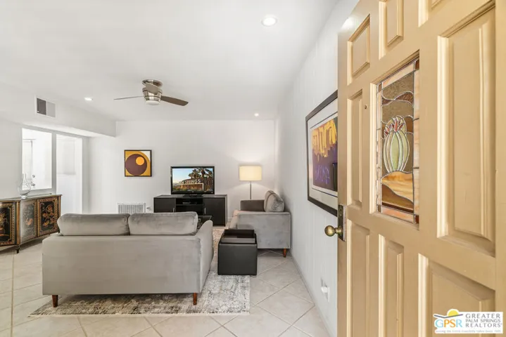 290 S San Jacinto Drive 3, Palm Springs, California 92262