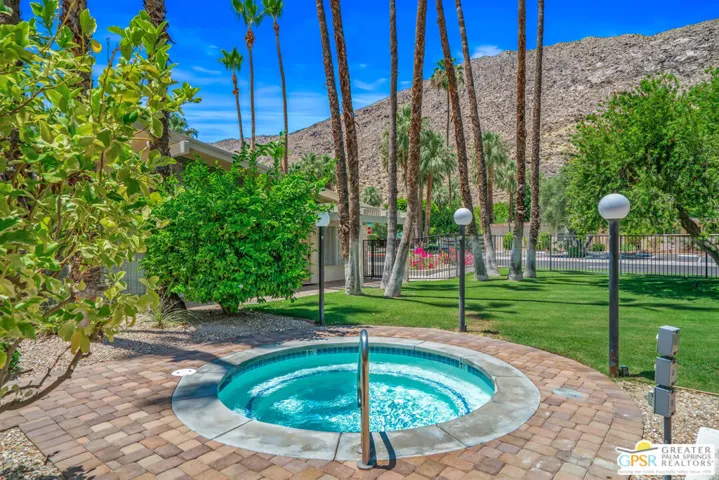 290 S San Jacinto Drive 3, Palm Springs, California 92262