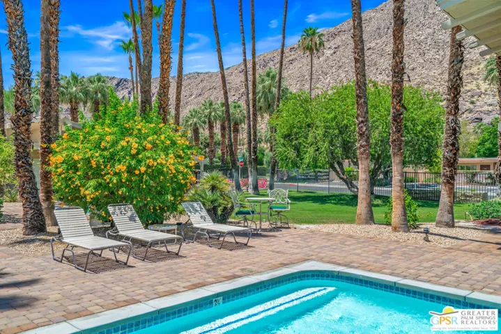 290 S San Jacinto Drive 3, Palm Springs, California 92262