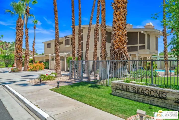 290 S San Jacinto Drive 3, Palm Springs, California 92262