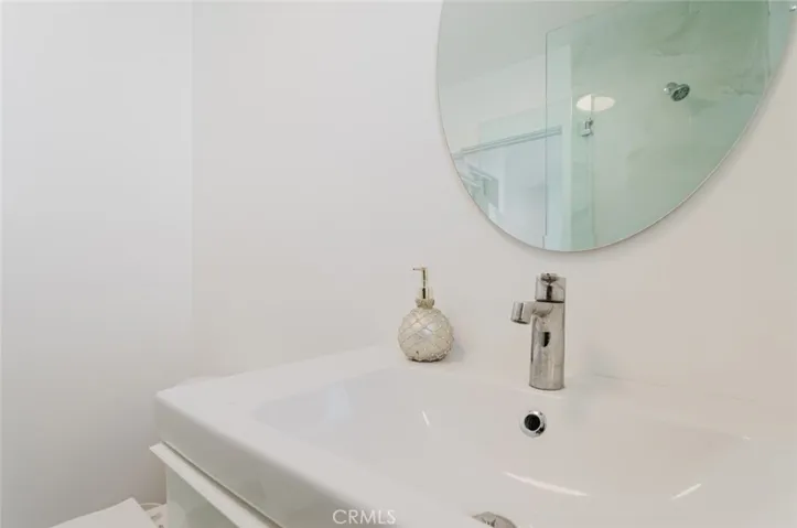 10423 Mcclemont Avenue, Tujunga, California 91042