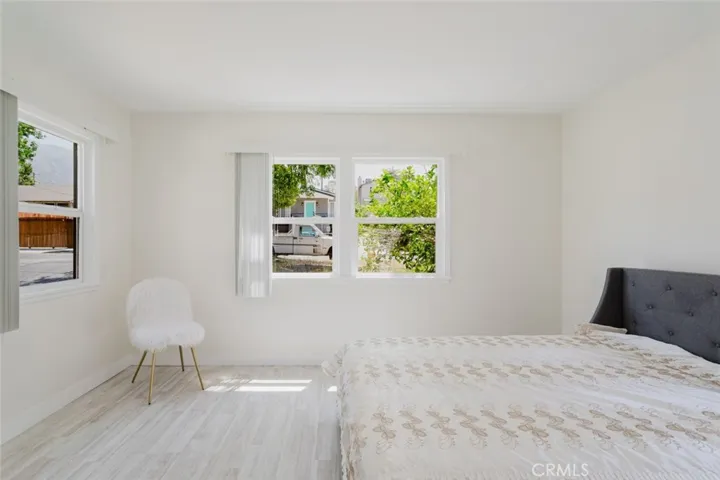 10423 Mcclemont Avenue, Tujunga, California 91042