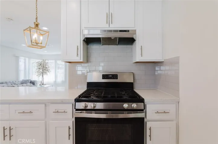 10423 Mcclemont Avenue, Tujunga, California 91042