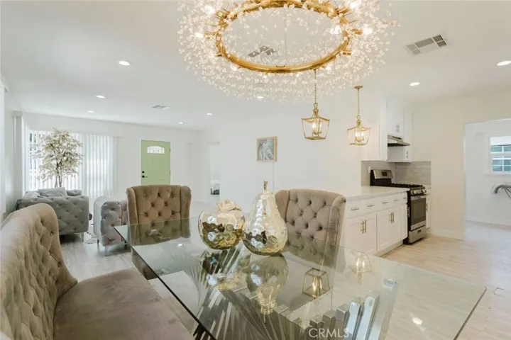 10423 Mcclemont Avenue, Tujunga, California 91042