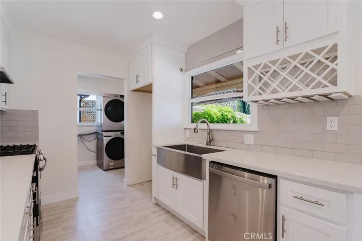 10423 Mcclemont Avenue, Tujunga, California 91042